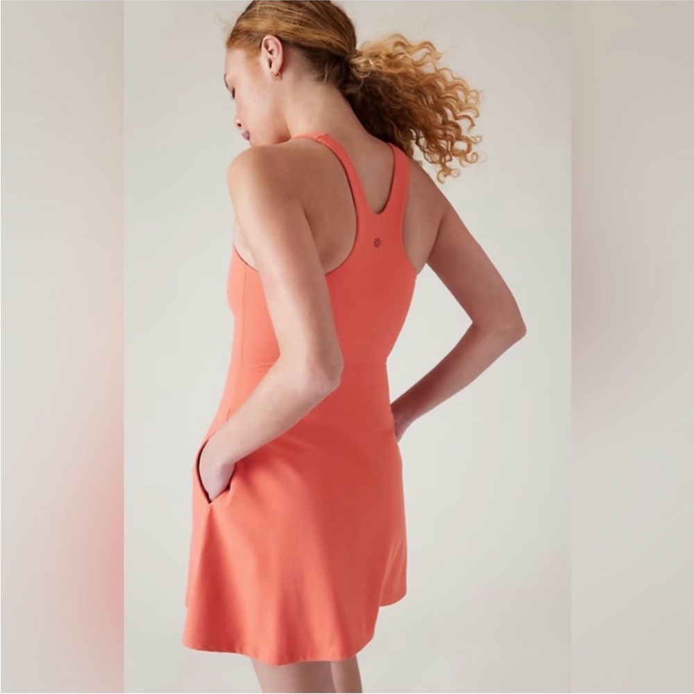 Athleta Salmon Orange Conscious Dress with pockets! Size small